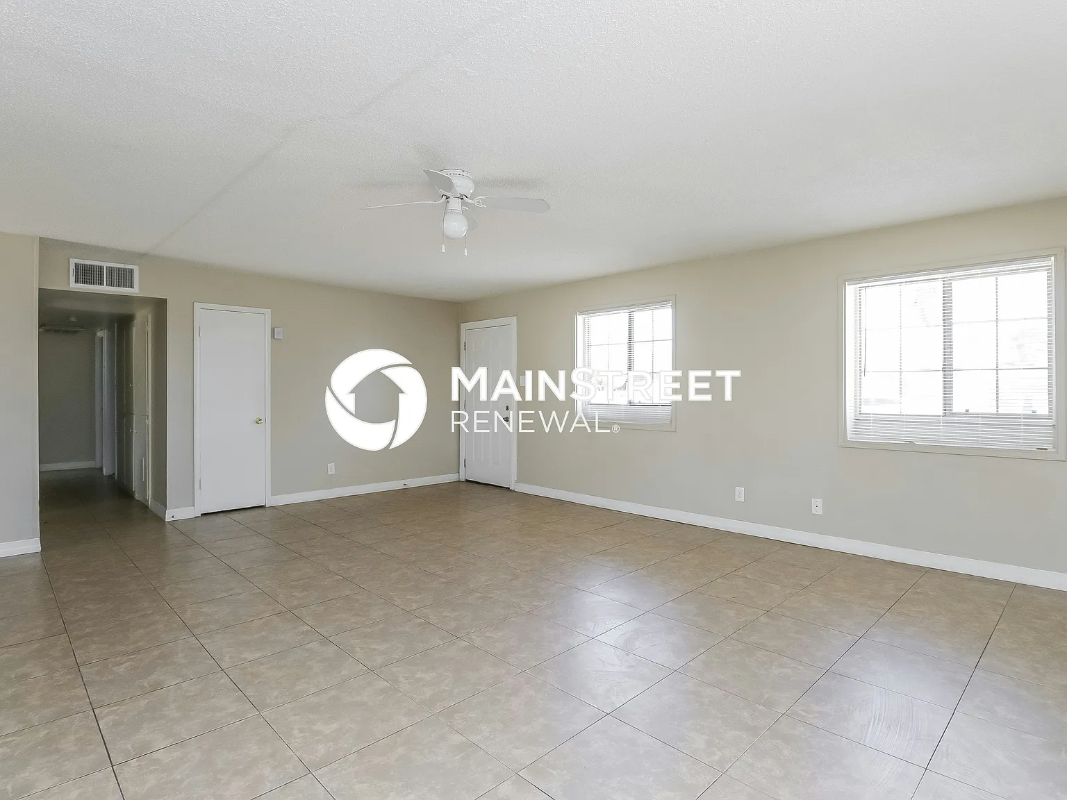 6232 W Rose Ln — Photo 4
