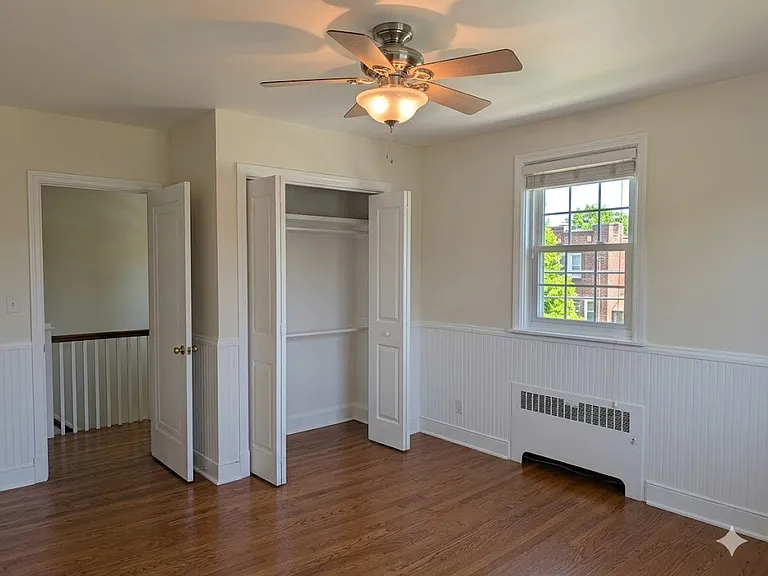 427 Regester Ave — Photo 16