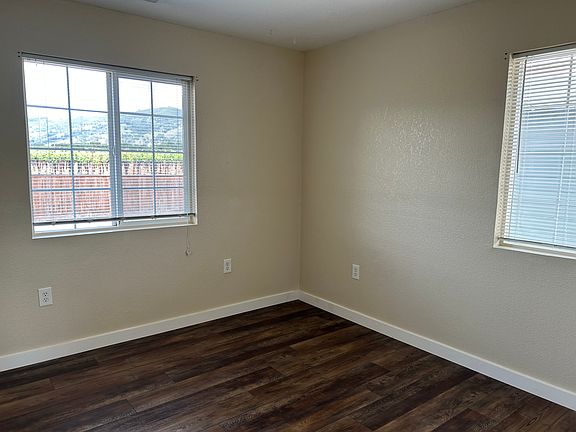 3rd image of 2600 Road L