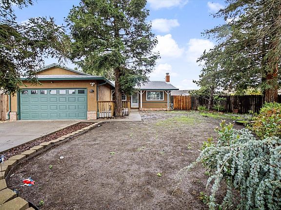 2nd image of 1213 Sprig Court