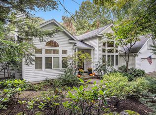 17860 W Spring Lake Rd, Spring Lake, MI 49456