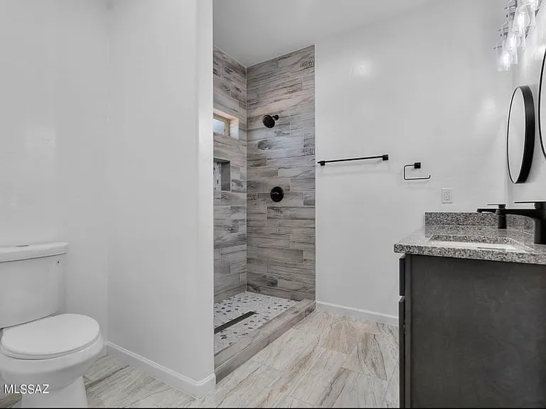 1707 Camino Jalisco — Photo 4
