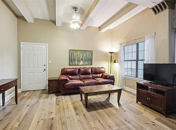 3rd image of 760 Magazine St APT 106