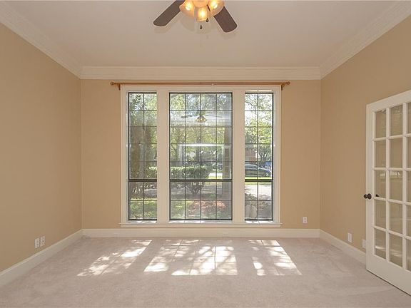 4th image of 160 Winding Creek Way