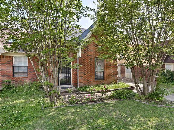 2nd image of 4128 Tunbridge Pl