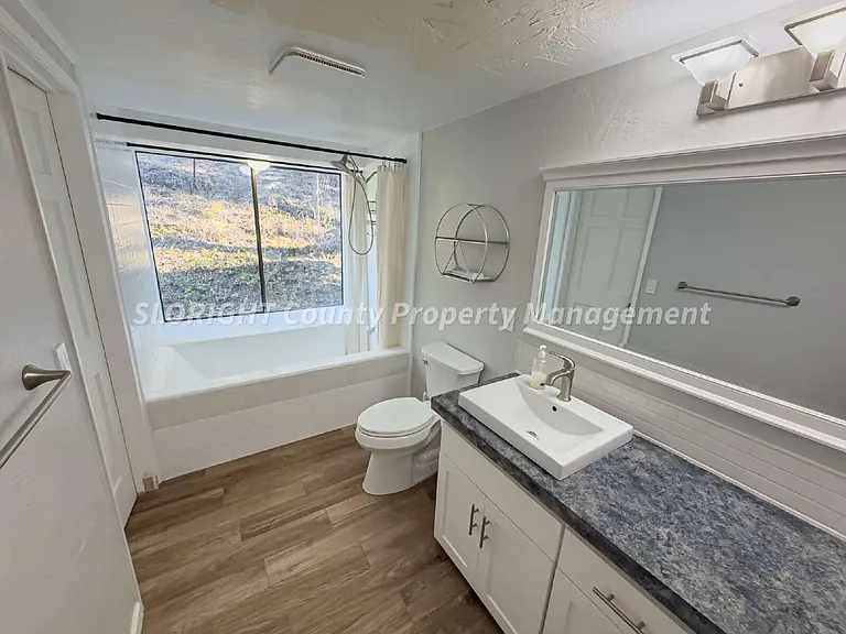 7740 Valle Ave — Photo 14