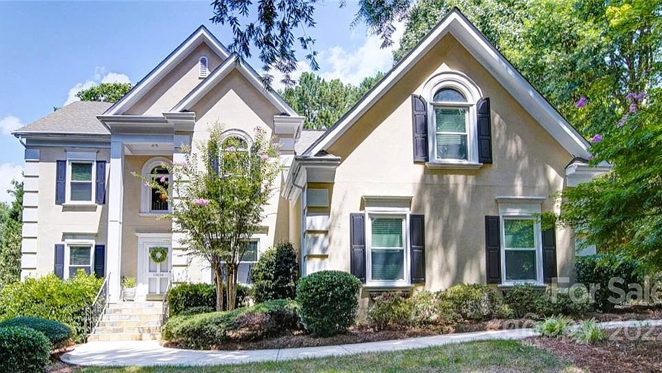 1st image of 15616 Woodland Ridge Ln