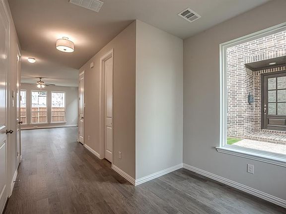5th image of 3916 Morel Dr