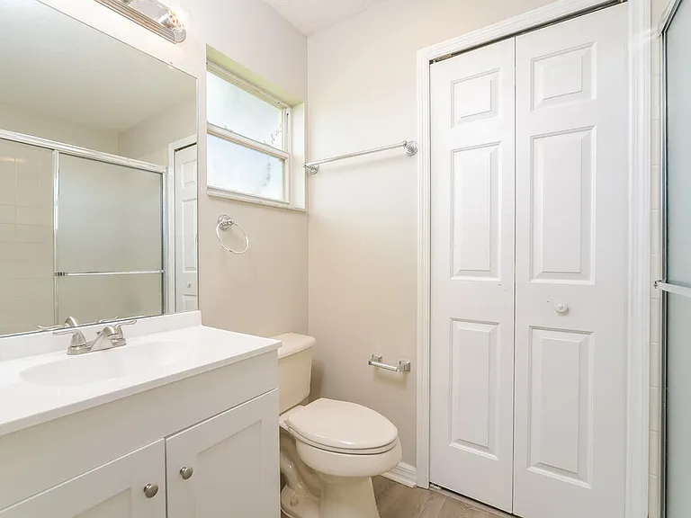 1323 Hillview Dr — Photo 12
