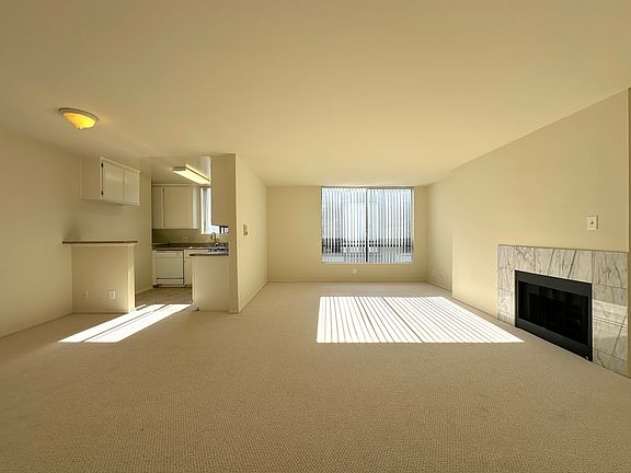 4th image of 4222 Tujunga Ave APT 205