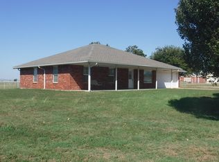 255 NE Windy Rd, Elgin, OK 73538