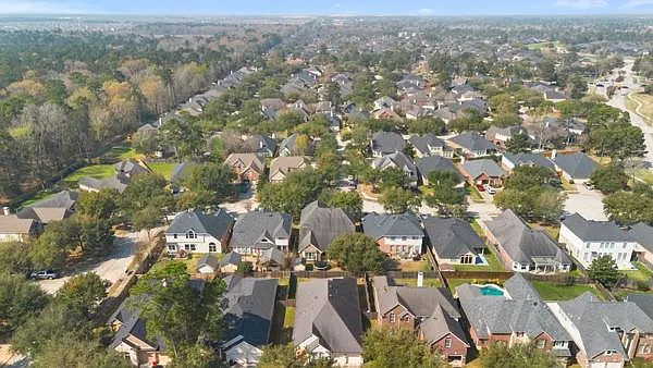 15818 Mossy Shores Ct — Photo 16