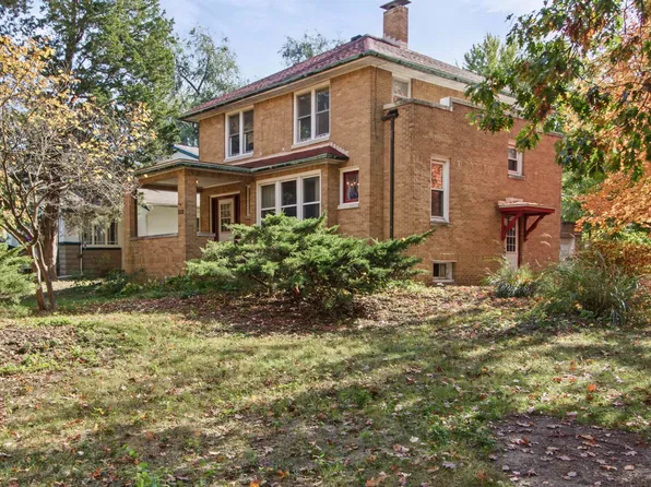 1002 Park Ave, Pekin, IL 61554