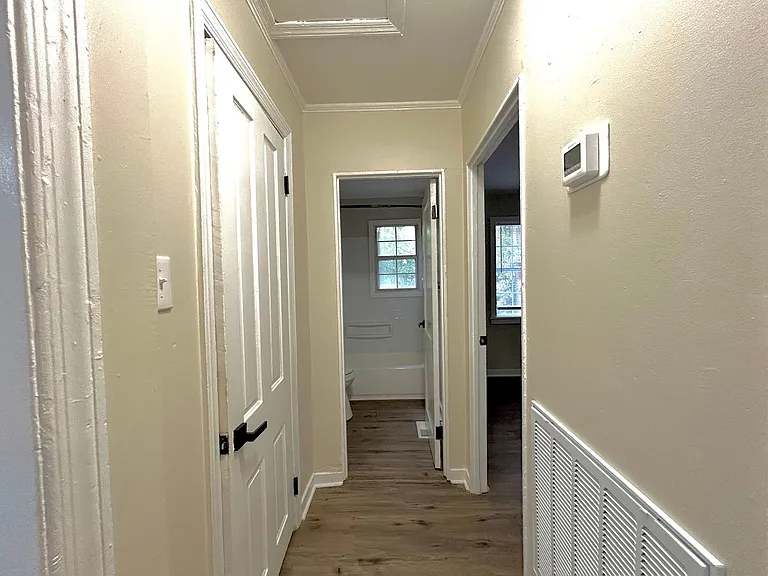 3540 White St — Photo 6