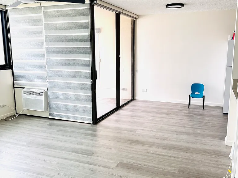 1571 Piikoi St #702 — Photo 10