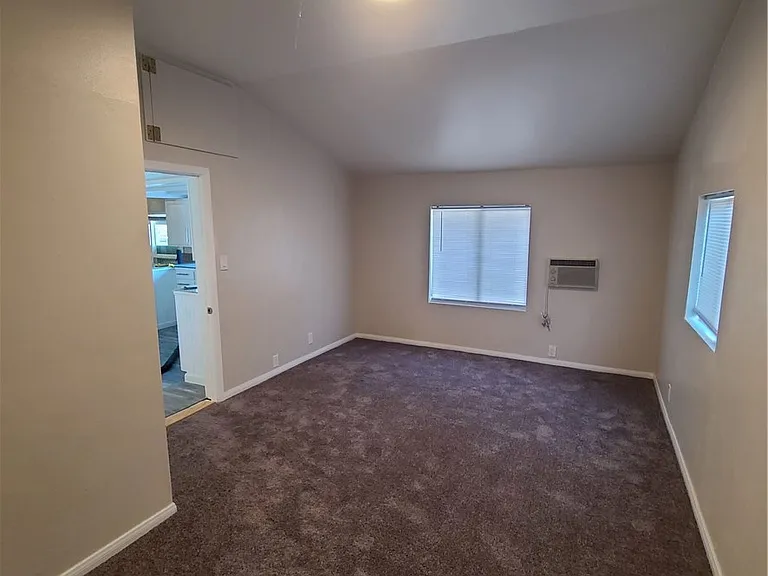 4312 Decator Trl #4312 — Photo 2
