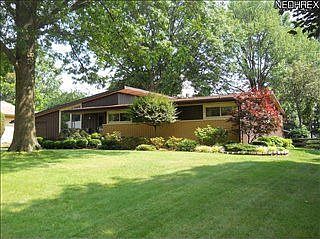 1st image of 263 Knollwood Dr