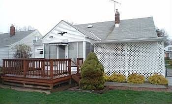 2nd image of 26220 Parklane Dr