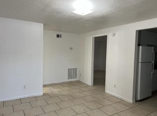 1834 E 138th Ave, Tampa, FL 33613