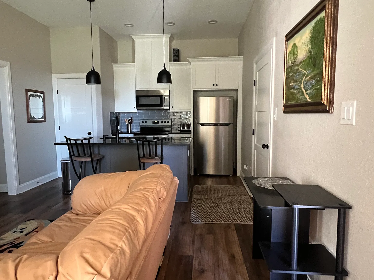 1 bed, 488 sqft, $1,300 — Photo 3