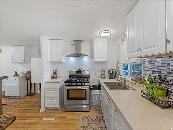 5th image of 1602 W Indian Summer Dr