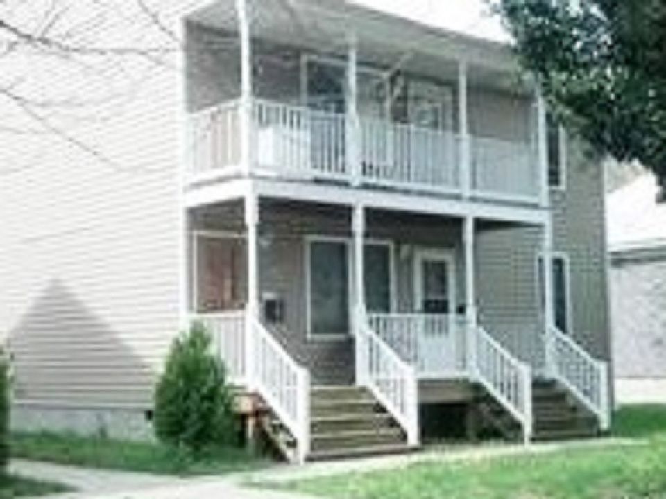 1st image of 2308 5th Ave #B