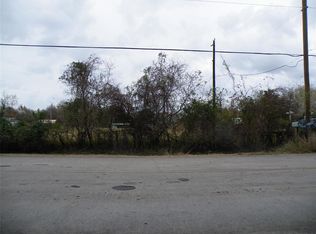 1815 Caroline St, Dickinson, TX 77539