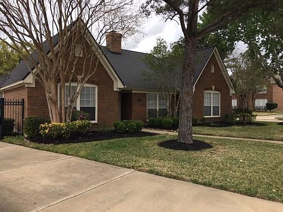 4th image of 1802 Hillgreen Dr