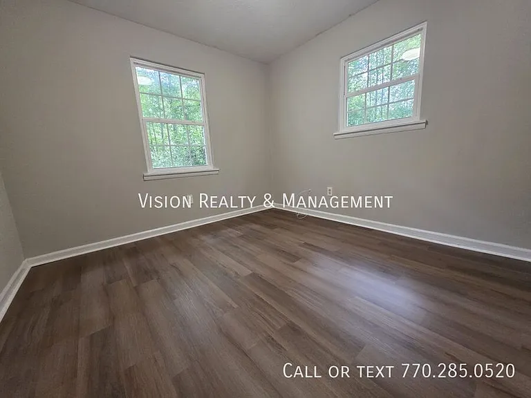 101 Bowen Dr — Photo 12