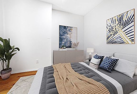 5th image of 542 E 82nd St #21A