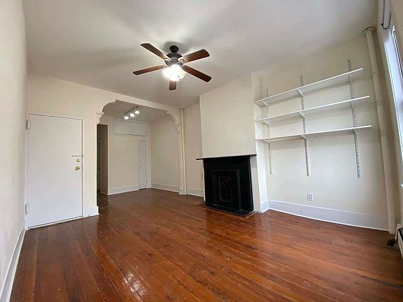 3rd image of 277 Driggs Ave #4B