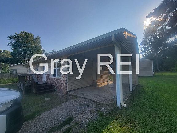 2nd image of 13 Oakwood Dr