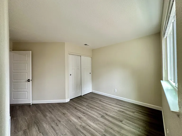 9320 Trenholm Dr — Photo 10