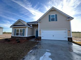1680 SE Arnold Dr, Allenhurst, GA 31301