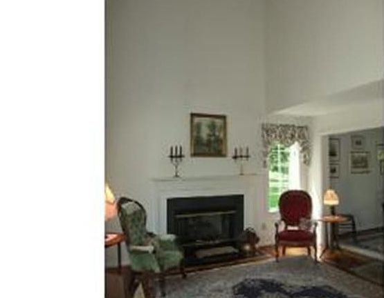 4th image of 648 Perimeter Dr