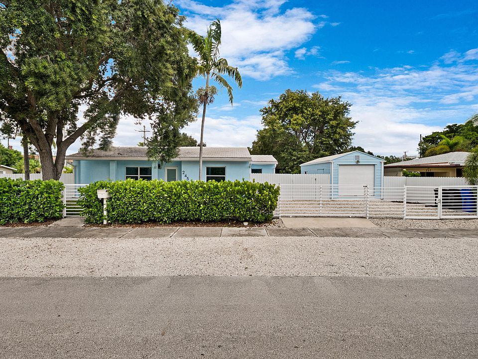 1st image of 245 SW 20TH Street
