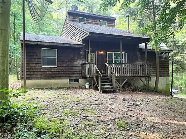 28 Ike Williams Rd, Hampton Twp., NJ 07860