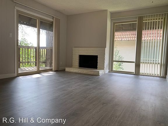 3rd image of 1233 Montego APT 18