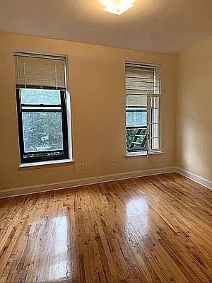 1st image of 2728 Broadway APT 2A