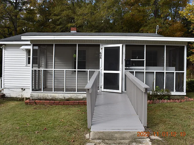608 N 16th St — Photo 3