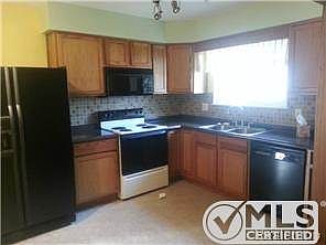 4th image of 13846 Hovey Ave