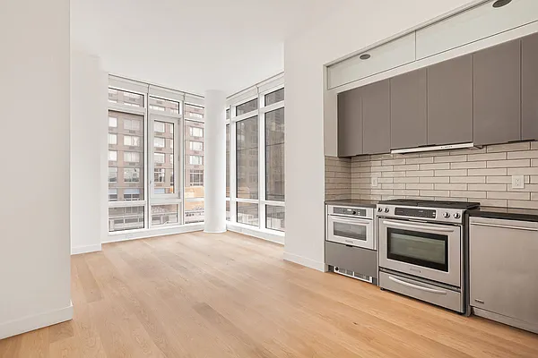 Rented by Corcoran | media 1