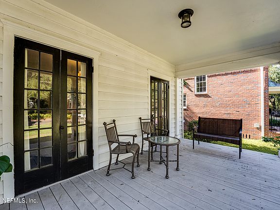 4th image of 2254 MYRA Street