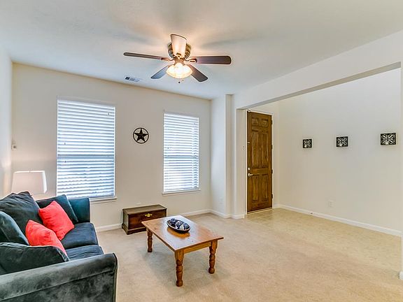 3rd image of 15207 Monarch Creek Ln