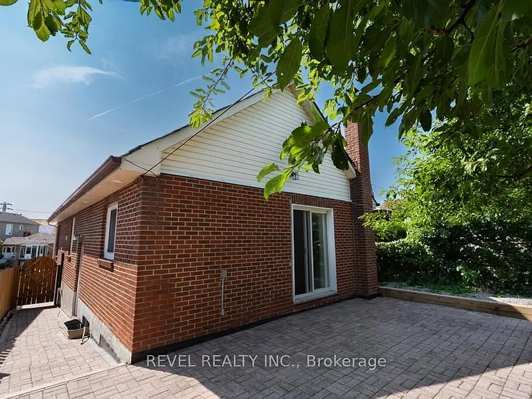 24 Kenora Cres #MAIN — Photo 14