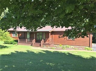 3738 Rolling Hill Dr, Pulaski, WI 54162