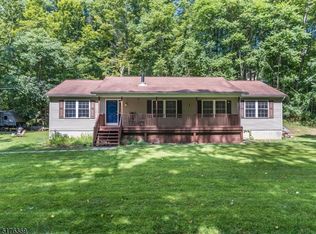 6 Martin St, Newton, NJ 07860