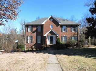 200 Jalusian Trl, Paducah, KY 42001