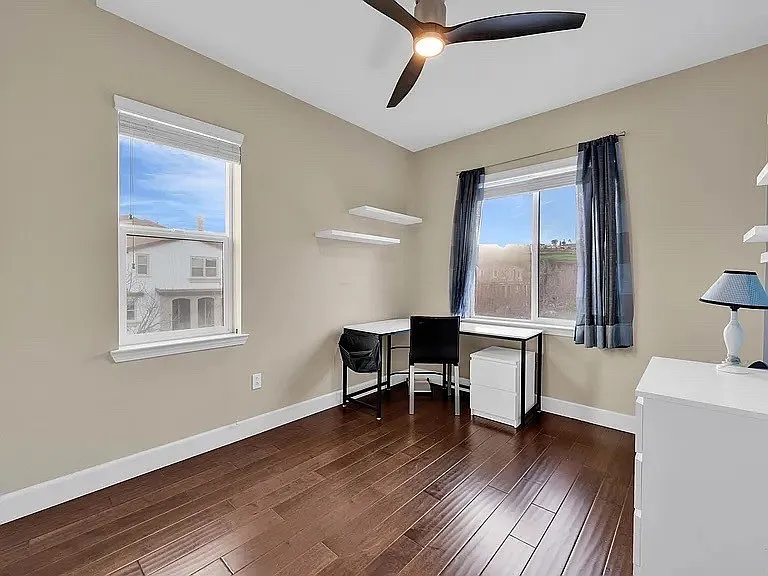 261 Esfahan Ct — Photo 11