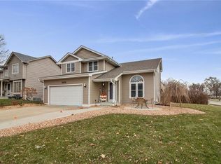 3001 E 43rd St, Des Moines, IA 50317